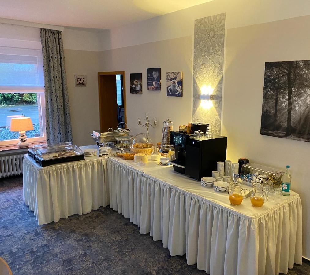 Gaestehaus Am Kurpark Hotel Garni Horn-Bad Meinberg Eksteriør bilde