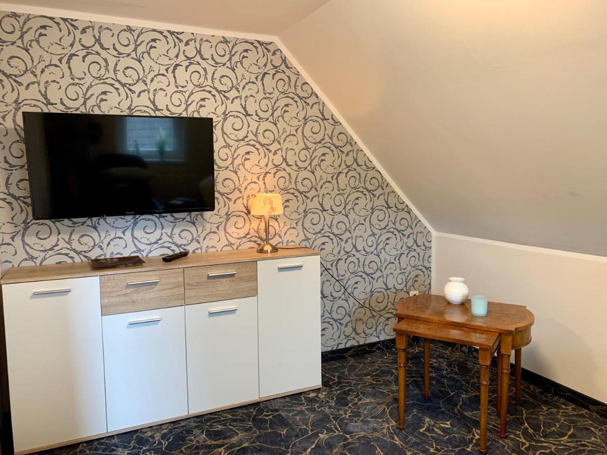 Gaestehaus Am Kurpark Hotel Garni Horn-Bad Meinberg Eksteriør bilde